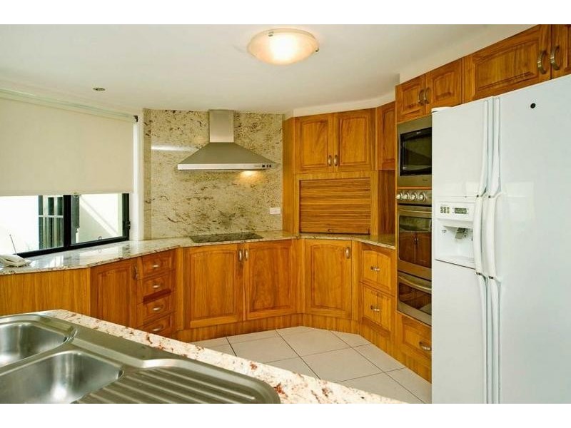 25 Windchimes Way, Helensvale QLD 4212