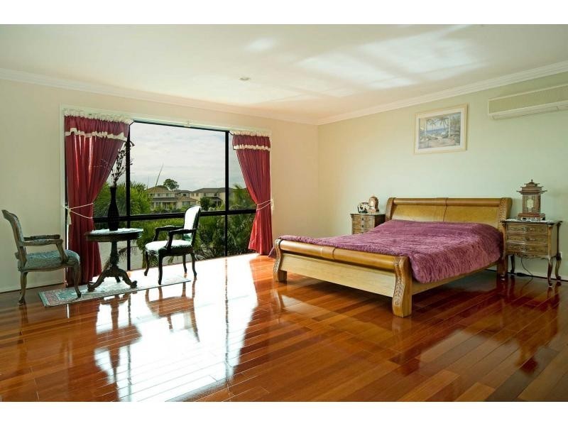 25 Windchimes Way, Helensvale QLD 4212