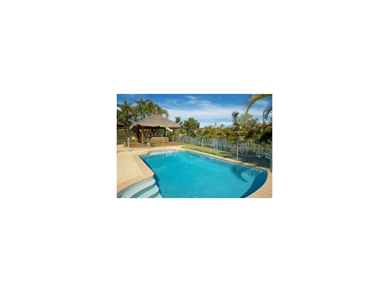 1097 Beechwood Drive, Hope Island QLD 4212