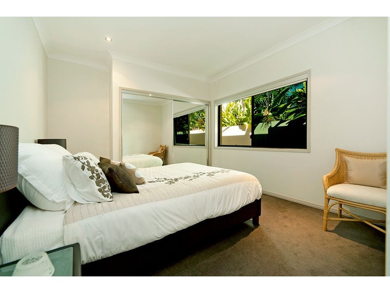 2523 Gracemere Circuit North, Hope Island QLD 4212