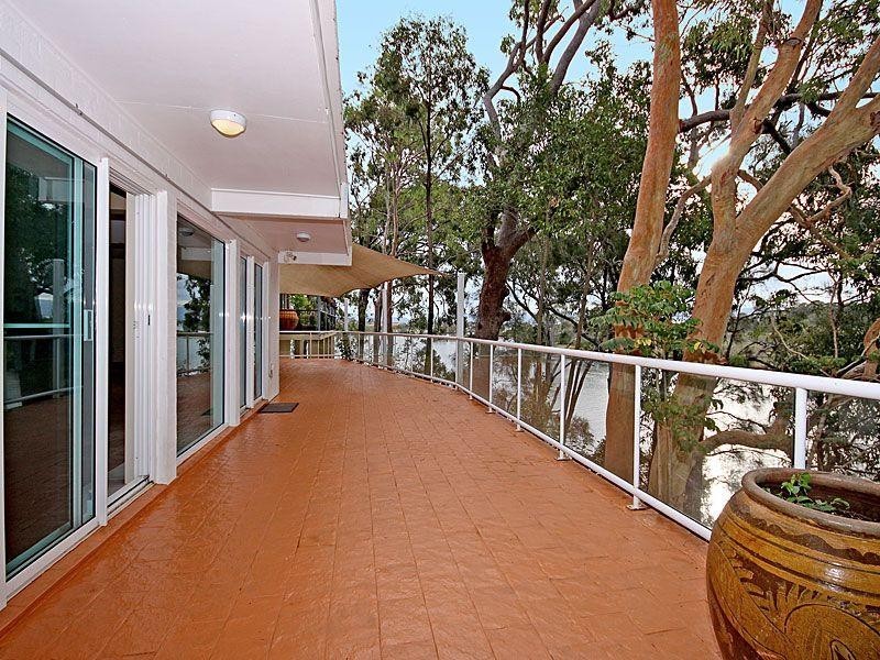 Hope Island QLD 4212