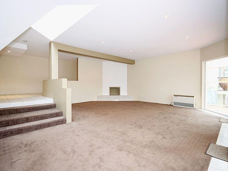 Hope Island QLD 4212