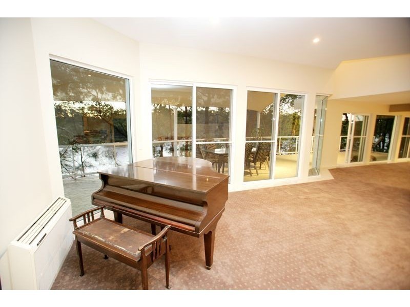 Hope Island QLD 4212