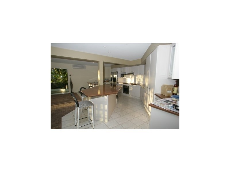 Hope Island QLD 4212