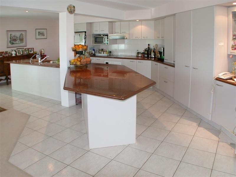 Hope Island QLD 4212