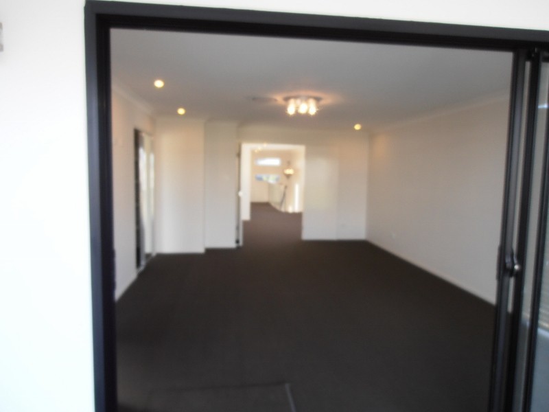 5 Harbourvue Court, Helensvale QLD 4212