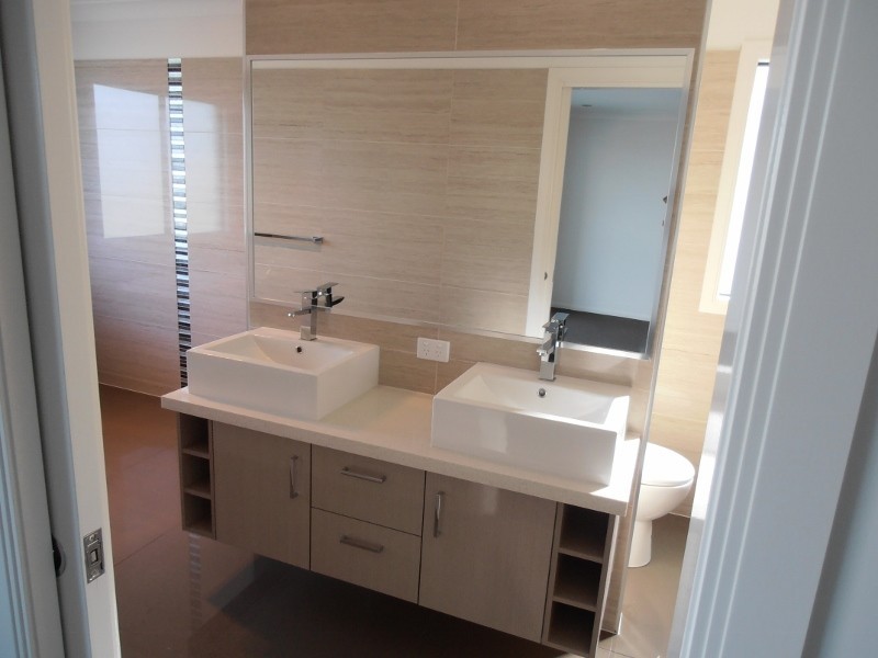 5 Harbourvue Court, Helensvale QLD 4212