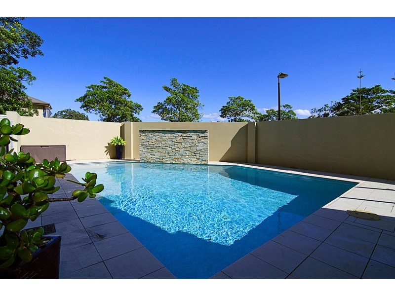 1 Onshore Place, Helensvale QLD 4212