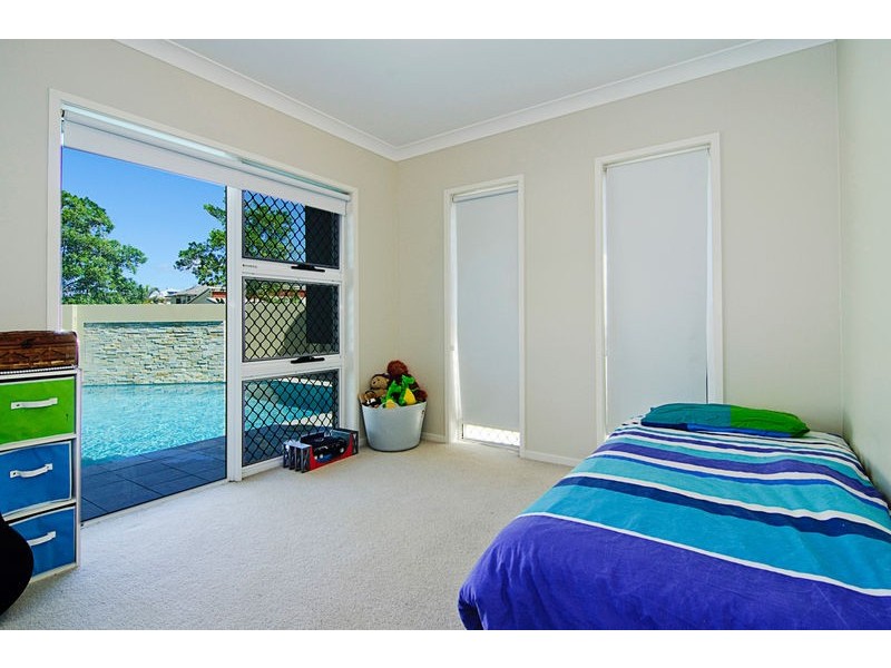 1 Onshore Place, Helensvale QLD 4212