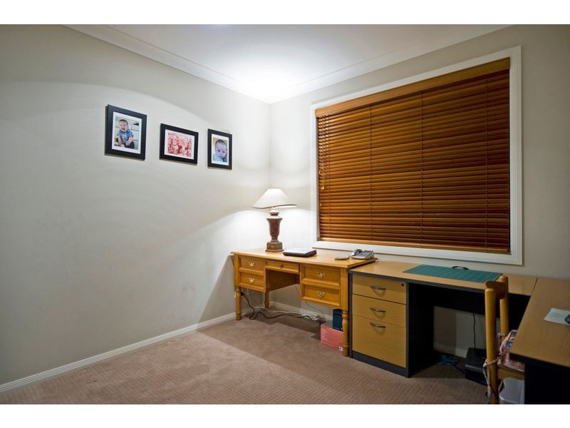 12 Windchimes Way, Helensvale QLD 4212