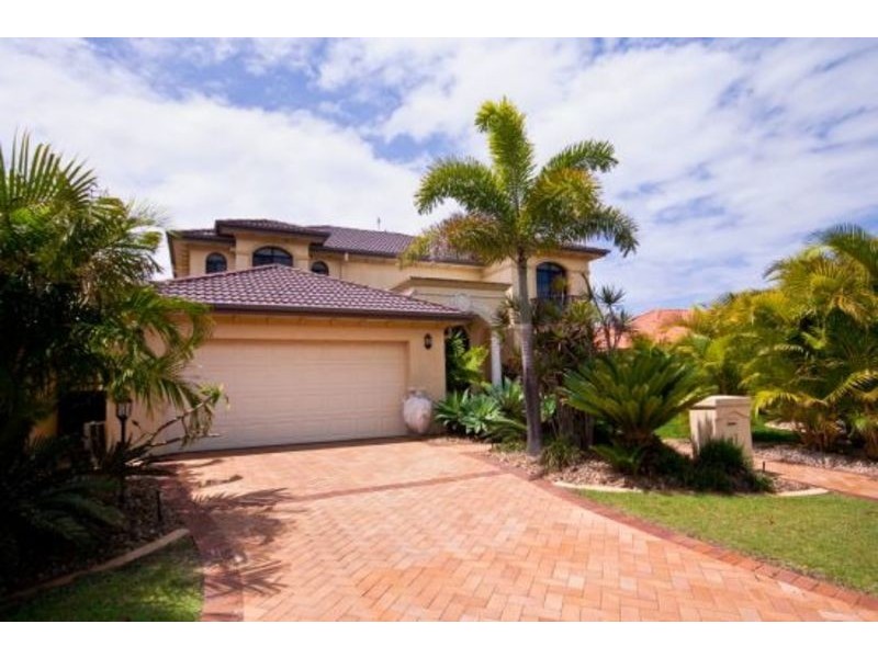 11 Windchimes Way, Helensvale QLD 4212