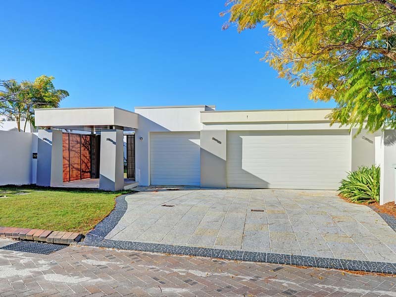 5693 Anchorage Terrace, Hope Island QLD 4212