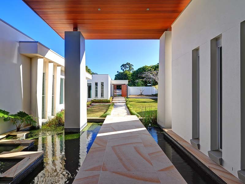 5693 Anchorage Terrace, Hope Island QLD 4212