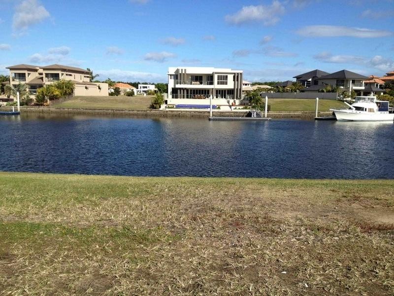 2631 Virginia Drive, Hope Island QLD 4212