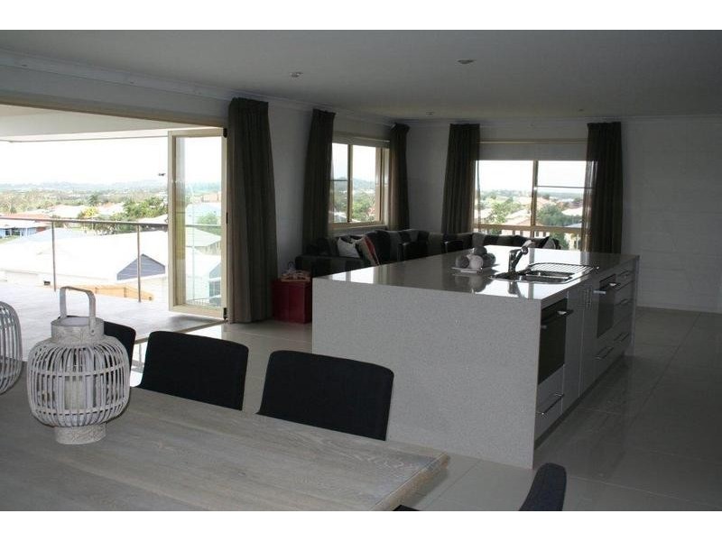 17-19 Douglas Crescent, Rural View QLD 4740