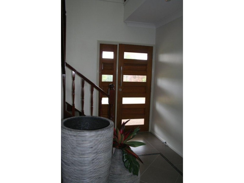 17-19 Douglas Crescent, Rural View QLD 4740