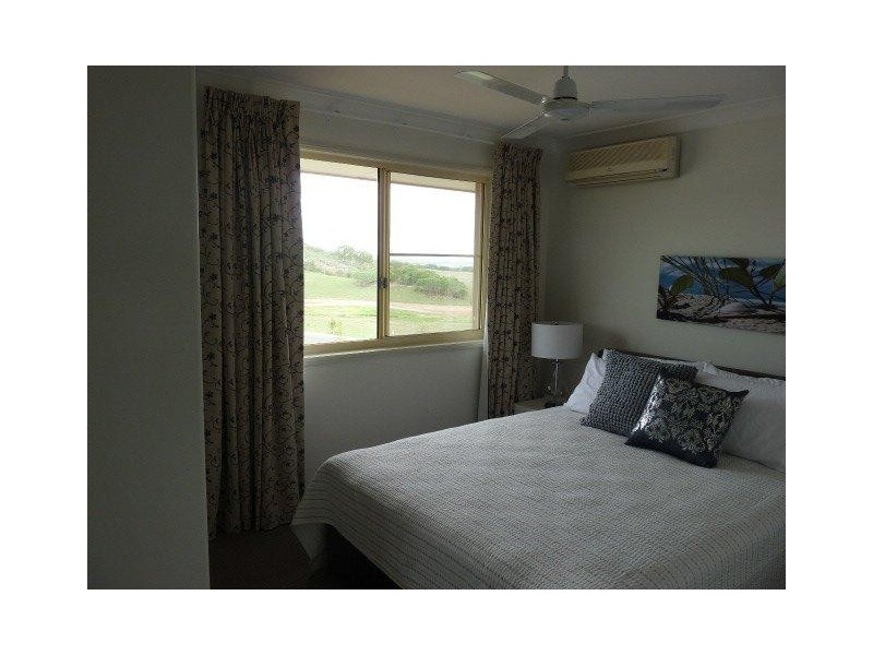 17-19 Douglas Crescent, Rural View QLD 4740