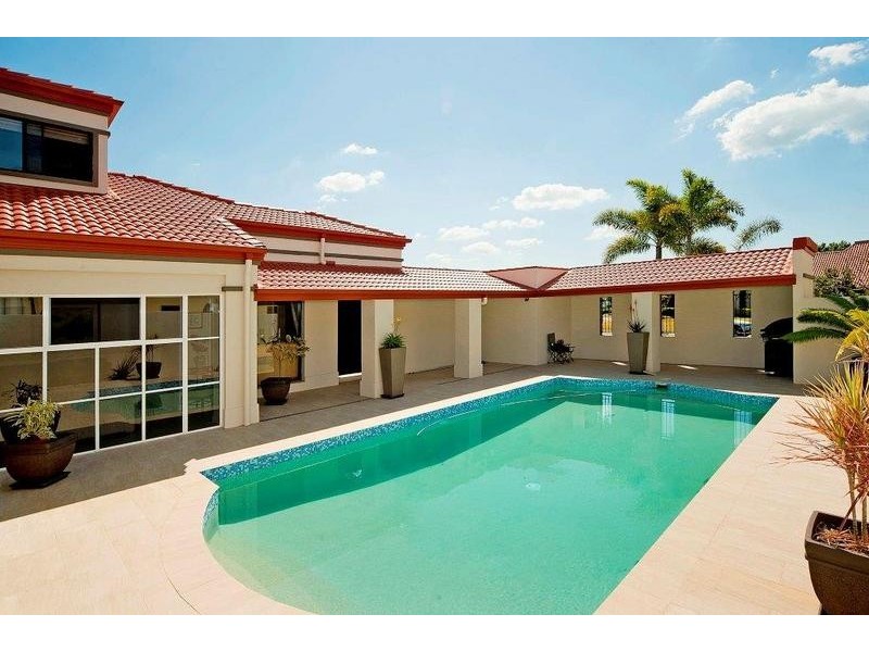 1616 Rosebank Way, Hope Island QLD 4212