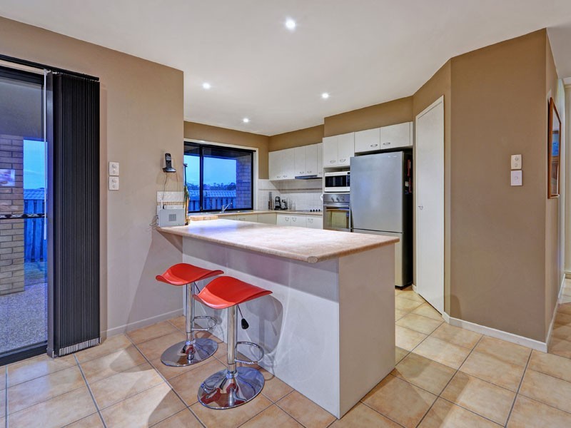 9 Fitzgerald Close, Maudsland QLD 4210