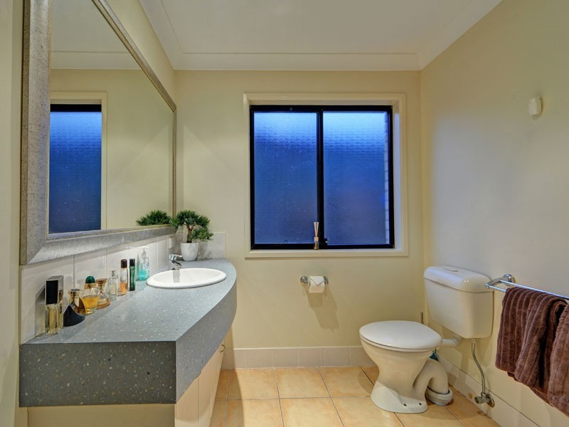 9 Fitzgerald Close, Maudsland QLD 4210