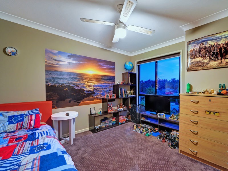 9 Fitzgerald Close, Maudsland QLD 4210