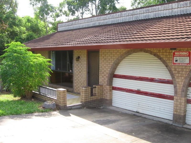 2/16 Herbert Street, Upper Coomera QLD 4209
