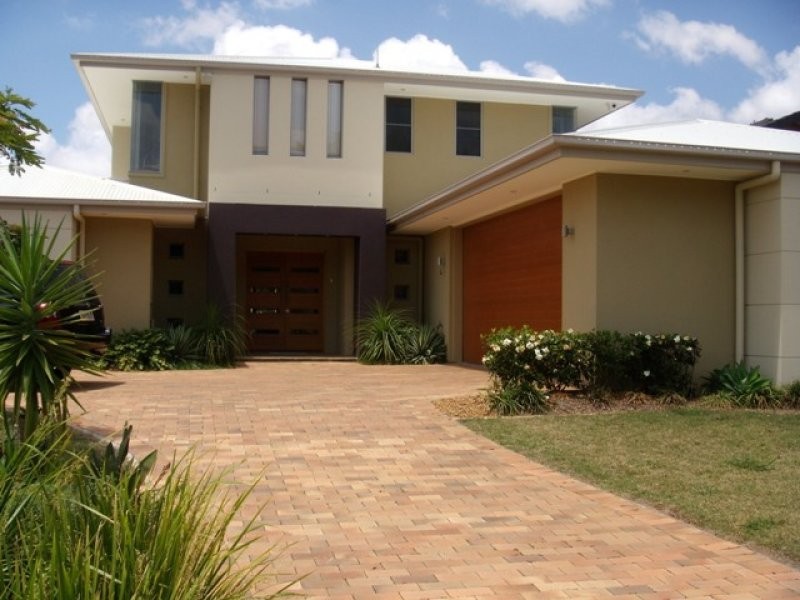 19 River Cove Place, Hope Island QLD 4212