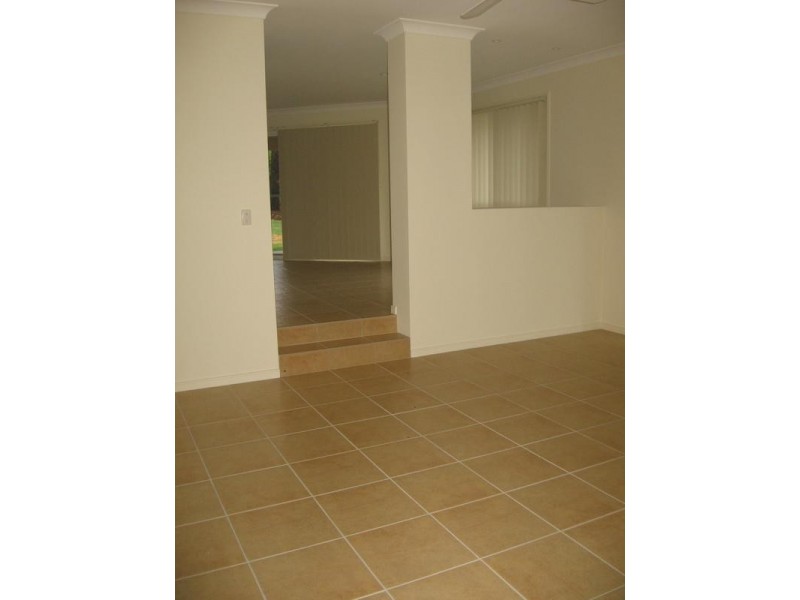 27 Nicola Way, Upper Coomera QLD 4209