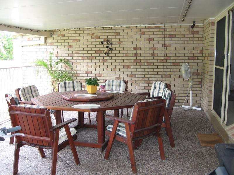 16 Lakewood Crescent, Helensvale QLD 4212