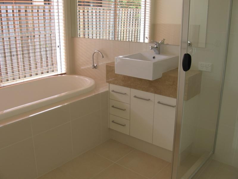 12 Ontario Court, Oxenford QLD 4210