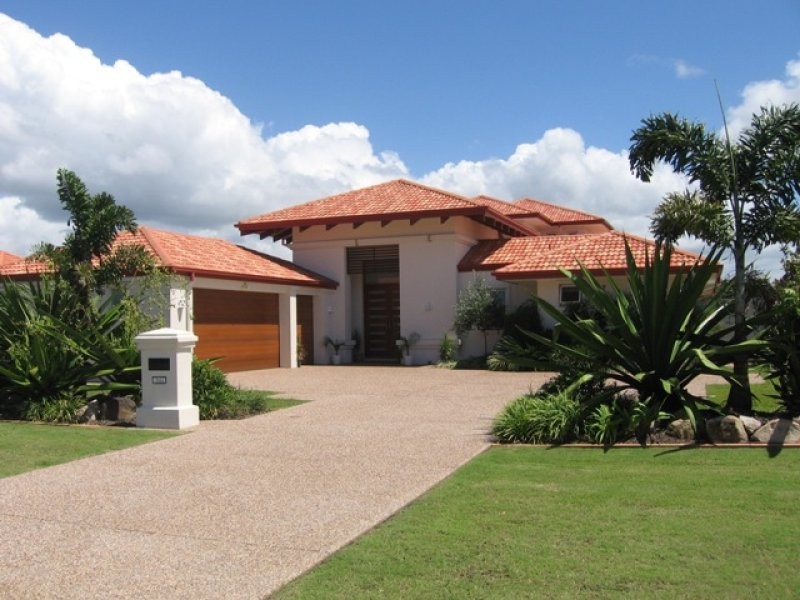 3141 Riverleigh Drive, Hope Island QLD 4212