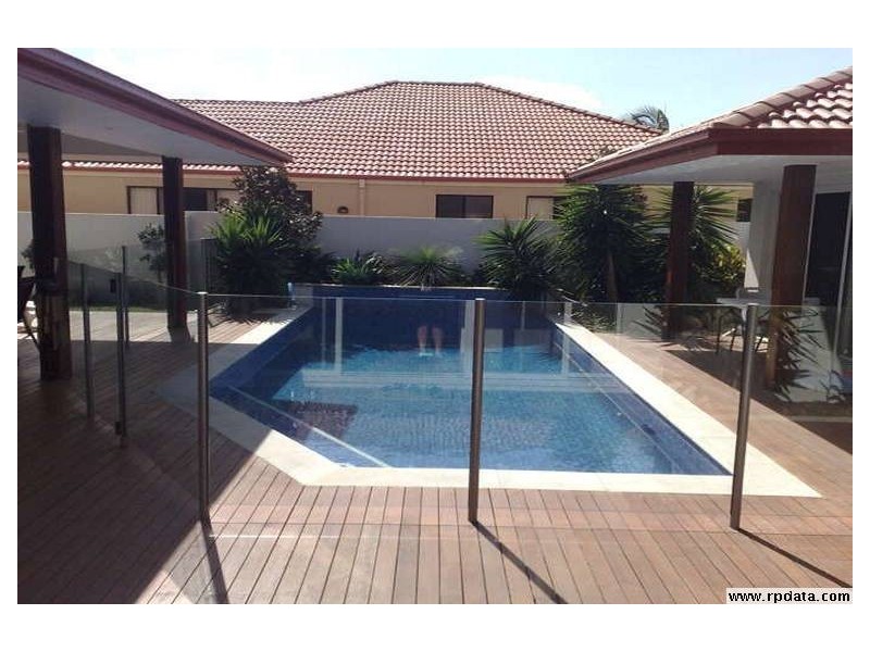 3141 Riverleigh Drive, Hope Island QLD 4212