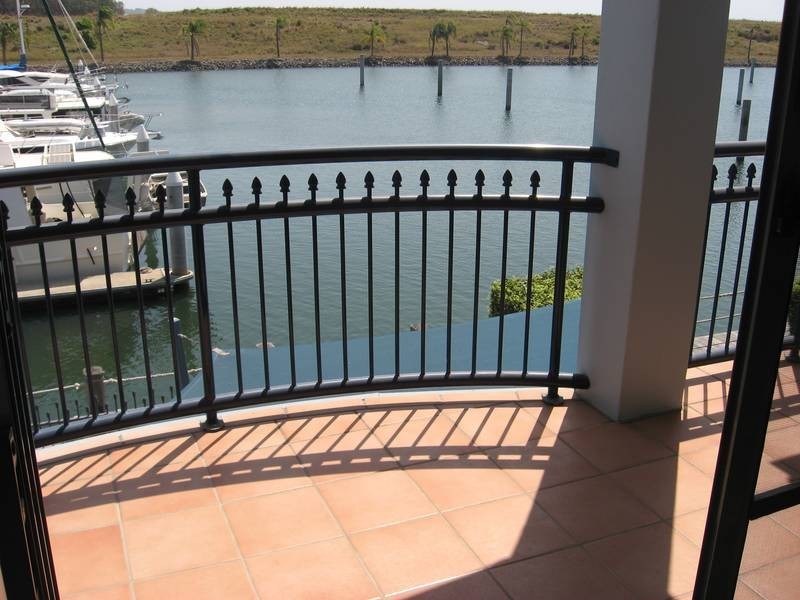 Hope Island QLD 4212