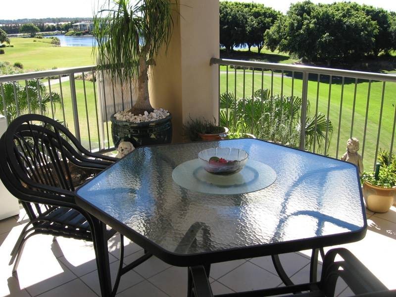 8435 Magnolia Drive East, Hope Island QLD 4212