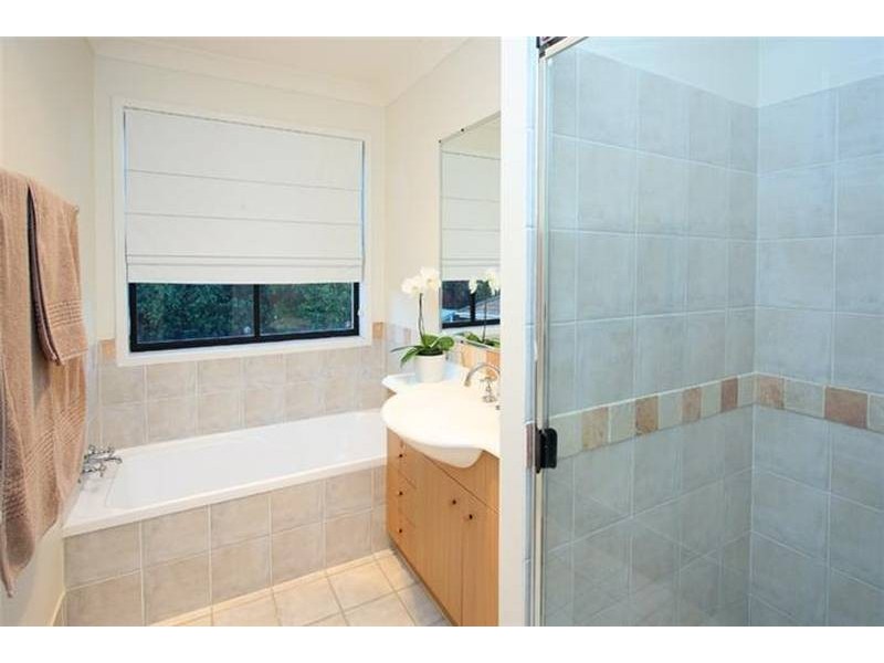 12 Parklane Place, Bulimba QLD 4171