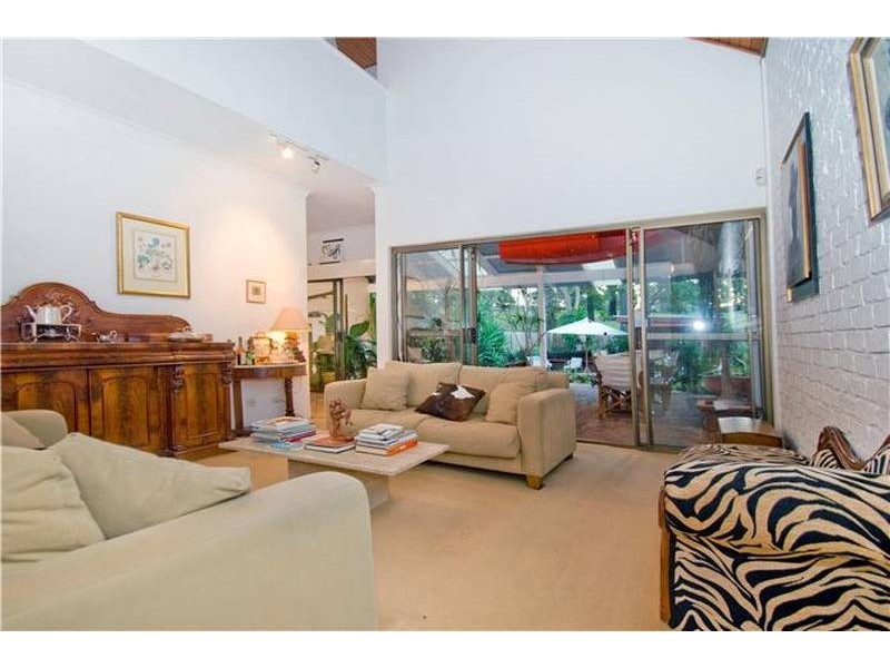 14 Eskgrove Street, East Brisbane QLD 4169