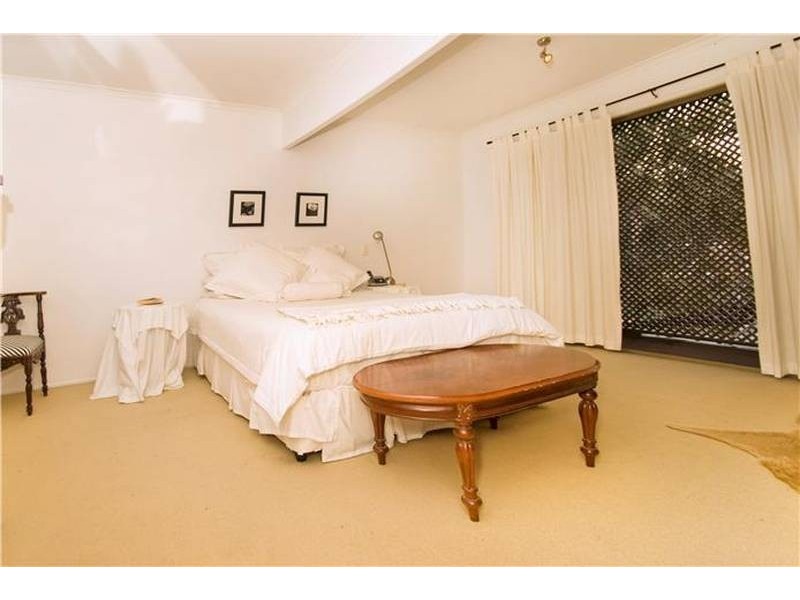 14 Eskgrove Street, East Brisbane QLD 4169