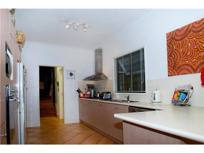 14 Eskgrove Street, East Brisbane QLD 4169