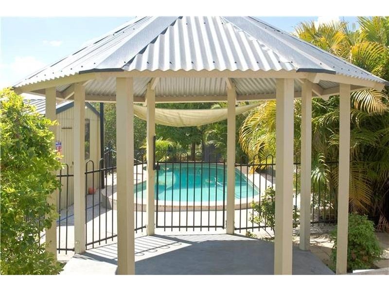 20 Walkers Lane, Booval QLD 4304
