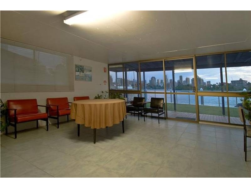 Unit 1 49 Laidlaw Parade, East Brisbane QLD 4169