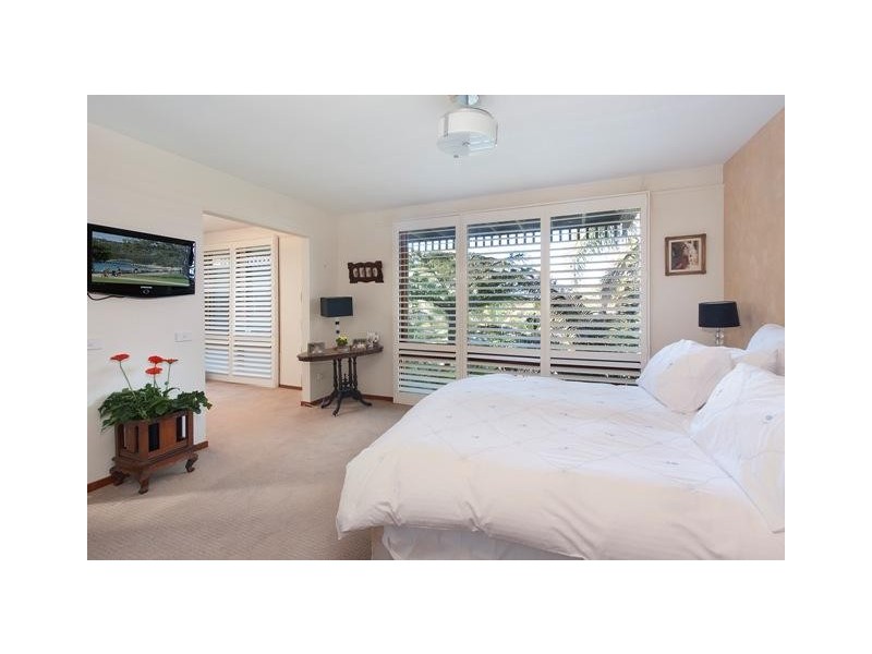 33 Daly Street, Bilgola NSW 2107