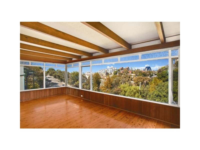 54 Kurraba Road (Entrance Via Spruson Street), Neutral Bay NSW 2089