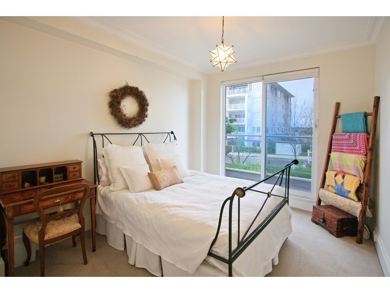 16/2 Juniper Drive, Breakfast Point NSW 2137
