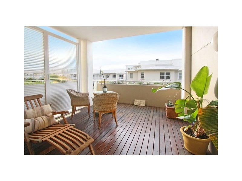 Unit 16 2 Juniper Drive, Breakfast Point NSW 2137