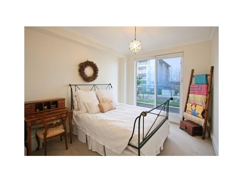 Unit 16 2 Juniper Drive, Breakfast Point NSW 2137