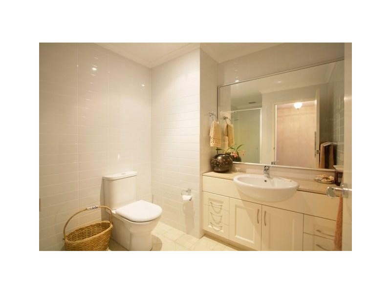 Unit 16 2 Juniper Drive, Breakfast Point NSW 2137
