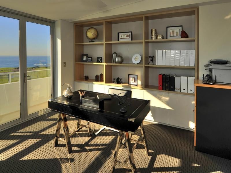 60 Gubbuteh Road, Little Bay NSW 2036