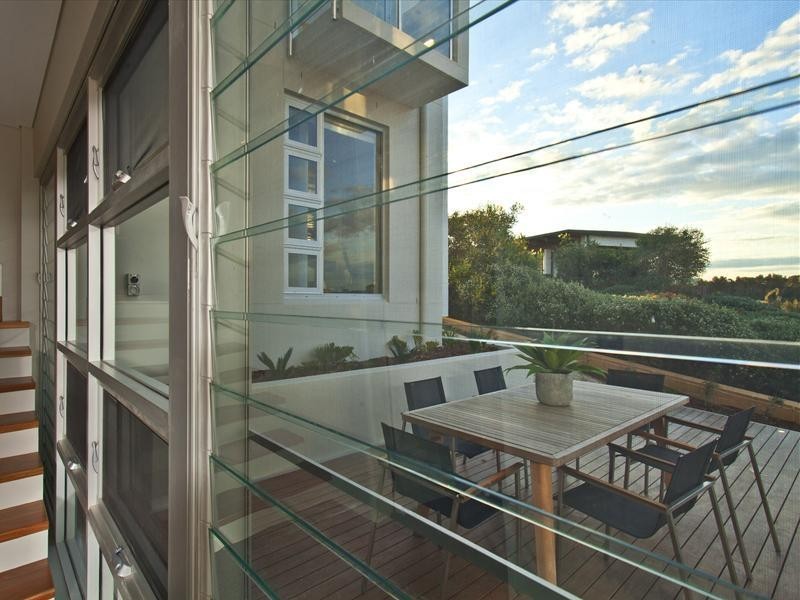 60 Gubbuteh Road, Little Bay NSW 2036