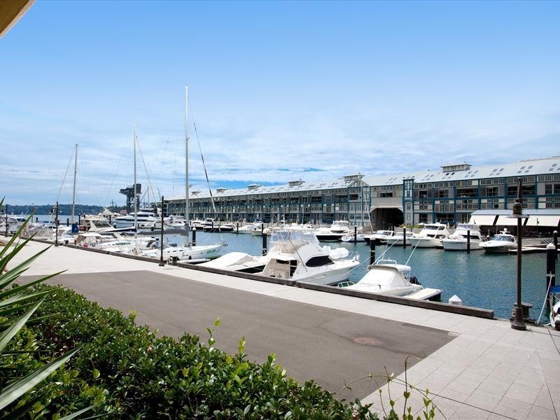 Unit 8 10 Lincoln Crescent, Woolloomooloo NSW 2011