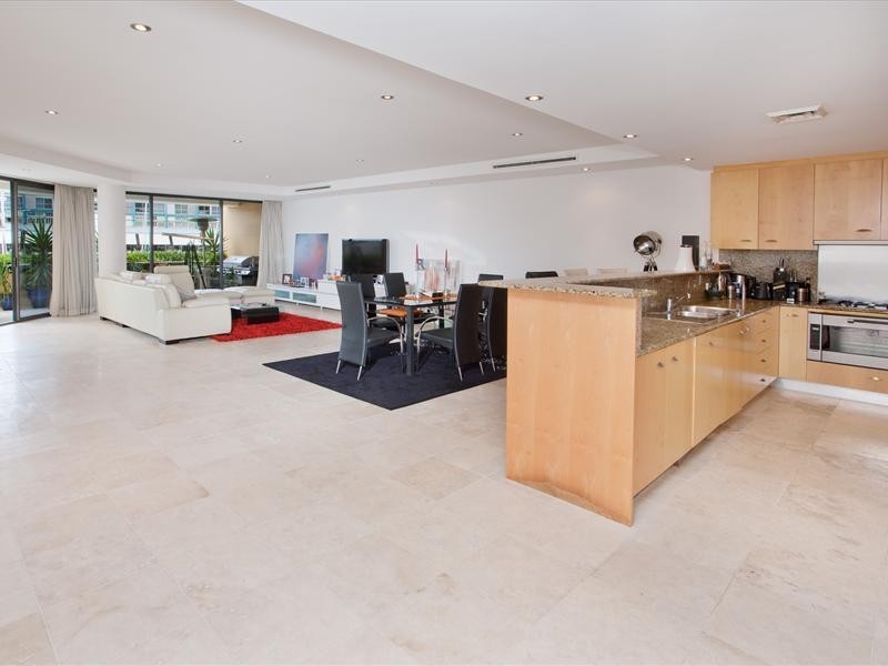 Unit 8 10 Lincoln Crescent, Woolloomooloo NSW 2011